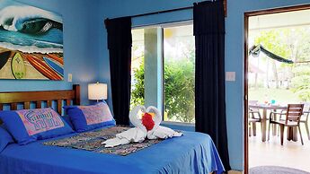 Las Lajas Beach Resort