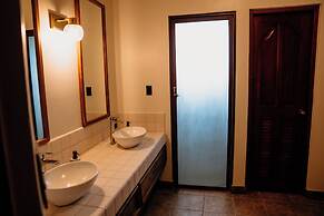 Bambuda Castle - Hostel