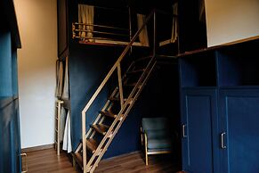 Bambuda Castle - Hostel