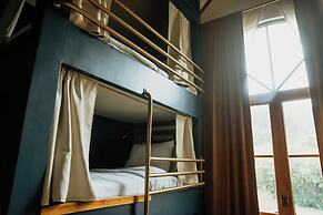 Bambuda Castle - Hostel