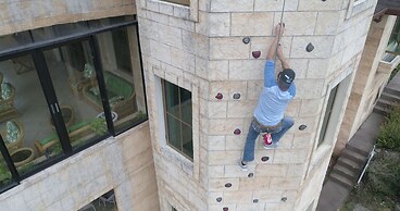 Bambuda Castle - Hostel