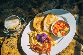 Bambuda Castle - Hostel