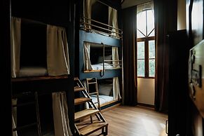 Bambuda Castle - Hostel