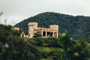 Bambuda Castle - Hostel