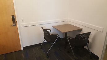 Residence & Conference Centre - Toronto Downtown - George Brown Colleg