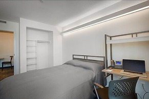 Residence & Conference Centre - Toronto Downtown - George Brown Colleg