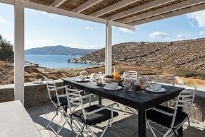 Eneos Kythnos Beach Villas