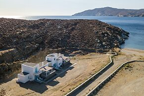 Eneos Kythnos Beach Villas