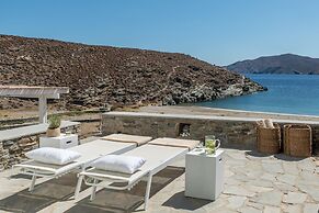 Eneos Kythnos Beach Villas