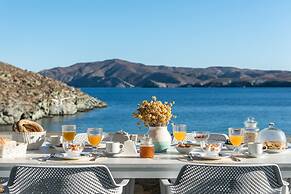 Eneos Kythnos Beach Villas