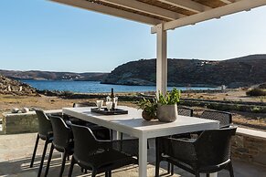 Eneos Kythnos Beach Villas