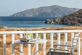Eneos Kythnos Beach Villas