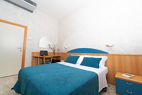 Hotel Sampaoli