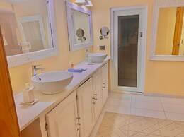 PC ENTREPRISES Hotel