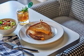 Graduate by Hilton Richmond