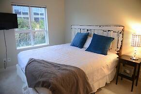 Osprey at Waterscapes by KelownaGo