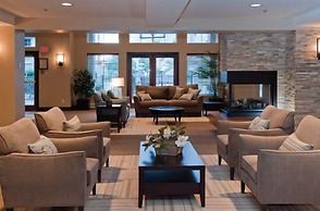 Osprey at Waterscapes by KelownaGo