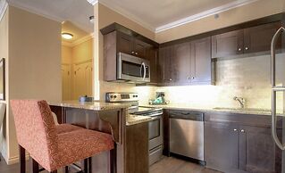 Grand Suites Grand Okanagan by KelownaGo