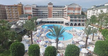 Insula Resort & Spa - All inclusive