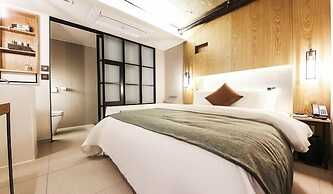 Jamsil Delight Hotel