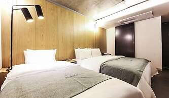 Jamsil Delight Hotel