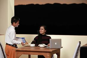 The Hotel Emperor Inle