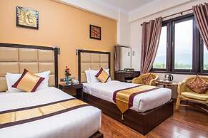 The Hotel Emperor Inle