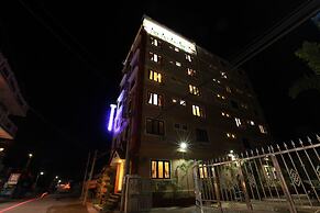 The Hotel Emperor Inle