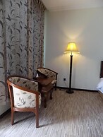 Victoria Palace Hotel