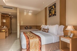 Hotel Ombak Paradise