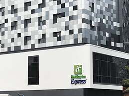 Holiday Inn Express Birmingham - City Centre by IHG