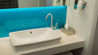 Holiday Inn Express Manchester - Trafford City by IHG