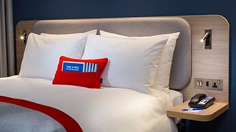 Holiday Inn Express Manchester - Trafford City by IHG