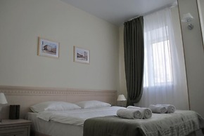 Hotel Starosadskiy