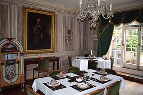 Harmondsworth Hall Guest House Heathrow