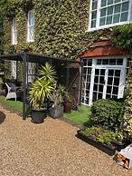 Harmondsworth Hall Guest House Heathrow