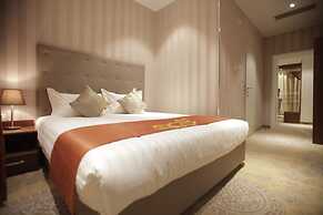 Hotel Nine
