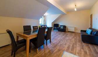 The Courtyard Apartments