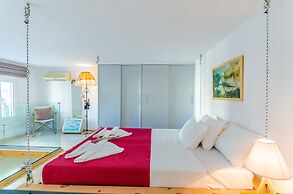 Happiness Apartments