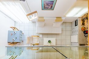 Happiness Apartments