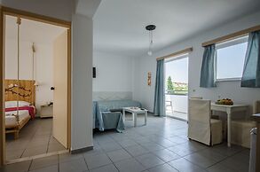 Happiness Apartments