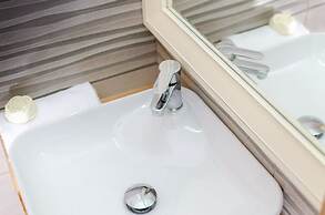 Happiness Apartments