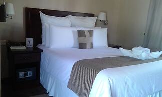 Adansonia Hotel