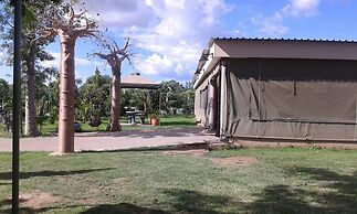 Adansonia Hotel
