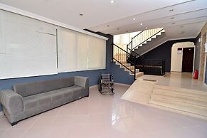 Rose Garden Apart Hotel