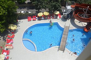 Rose Garden Apart Hotel