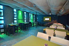 Rose Garden Apart Hotel