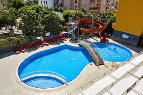 Rose Garden Apart Hotel