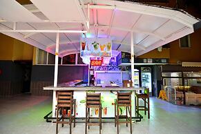 Rose Garden Apart Hotel