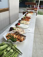 Rose Garden Apart Hotel